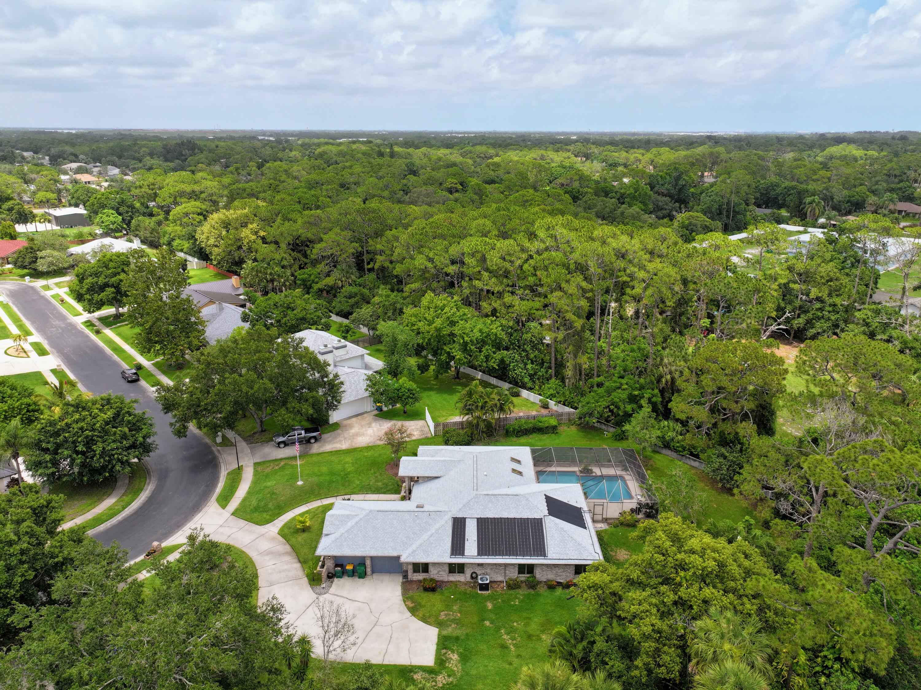576 Lake Ashley Circle