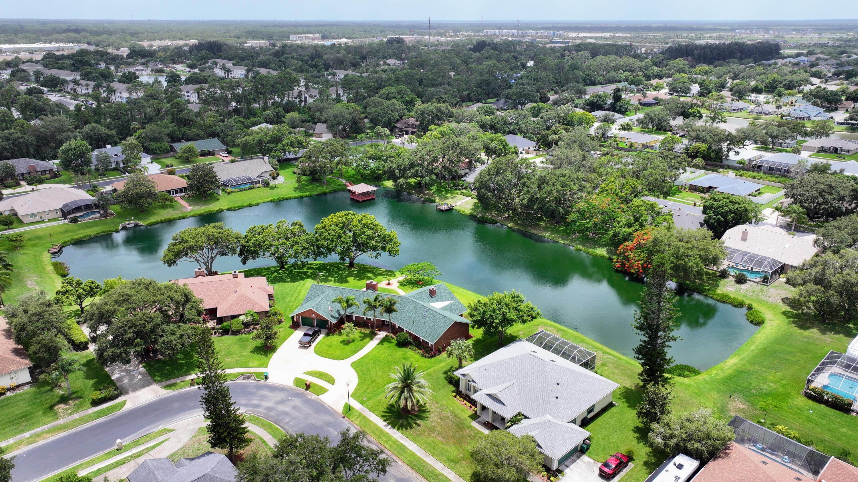 576 Lake Ashley Circle