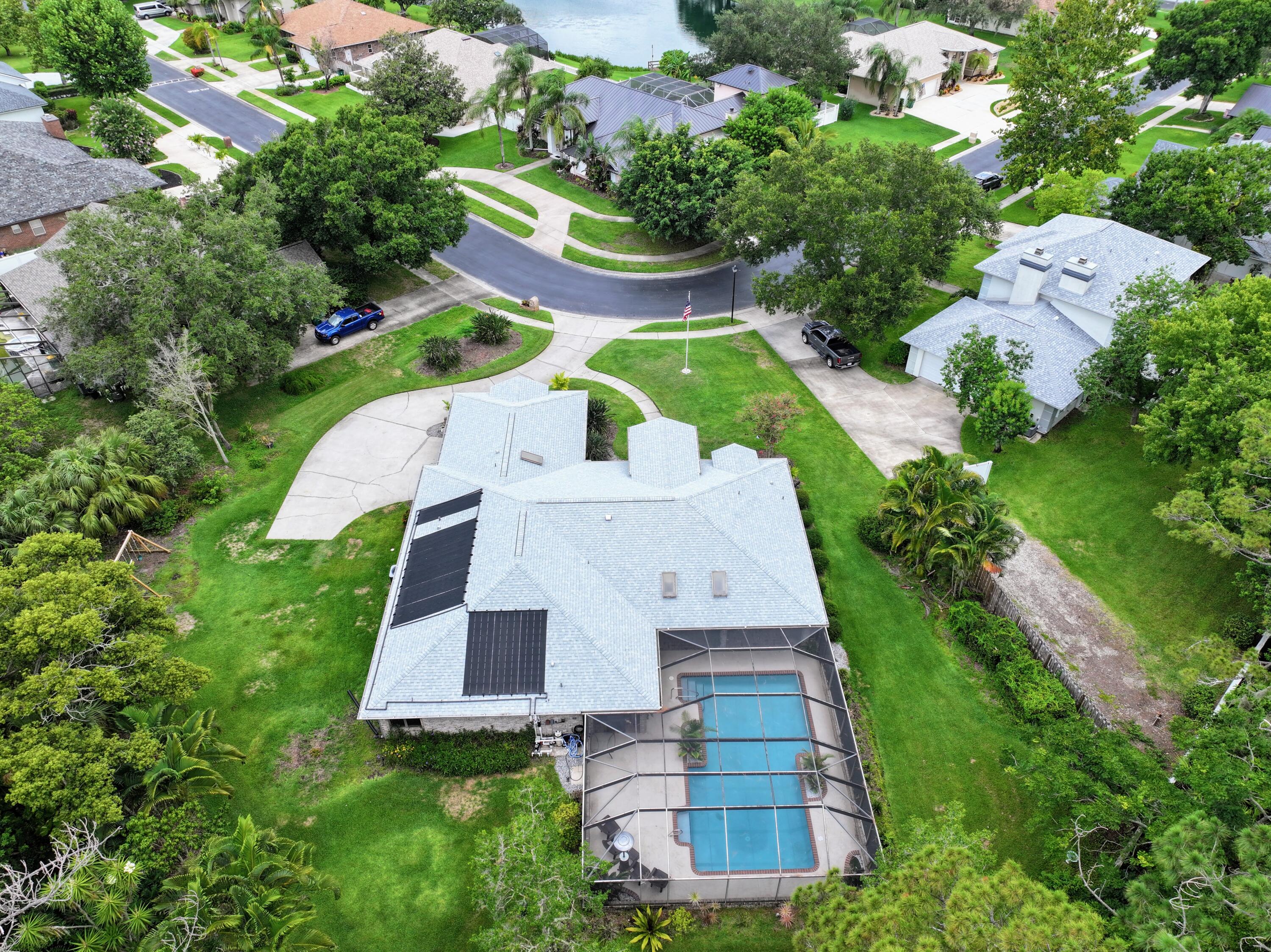 576 Lake Ashley Circle