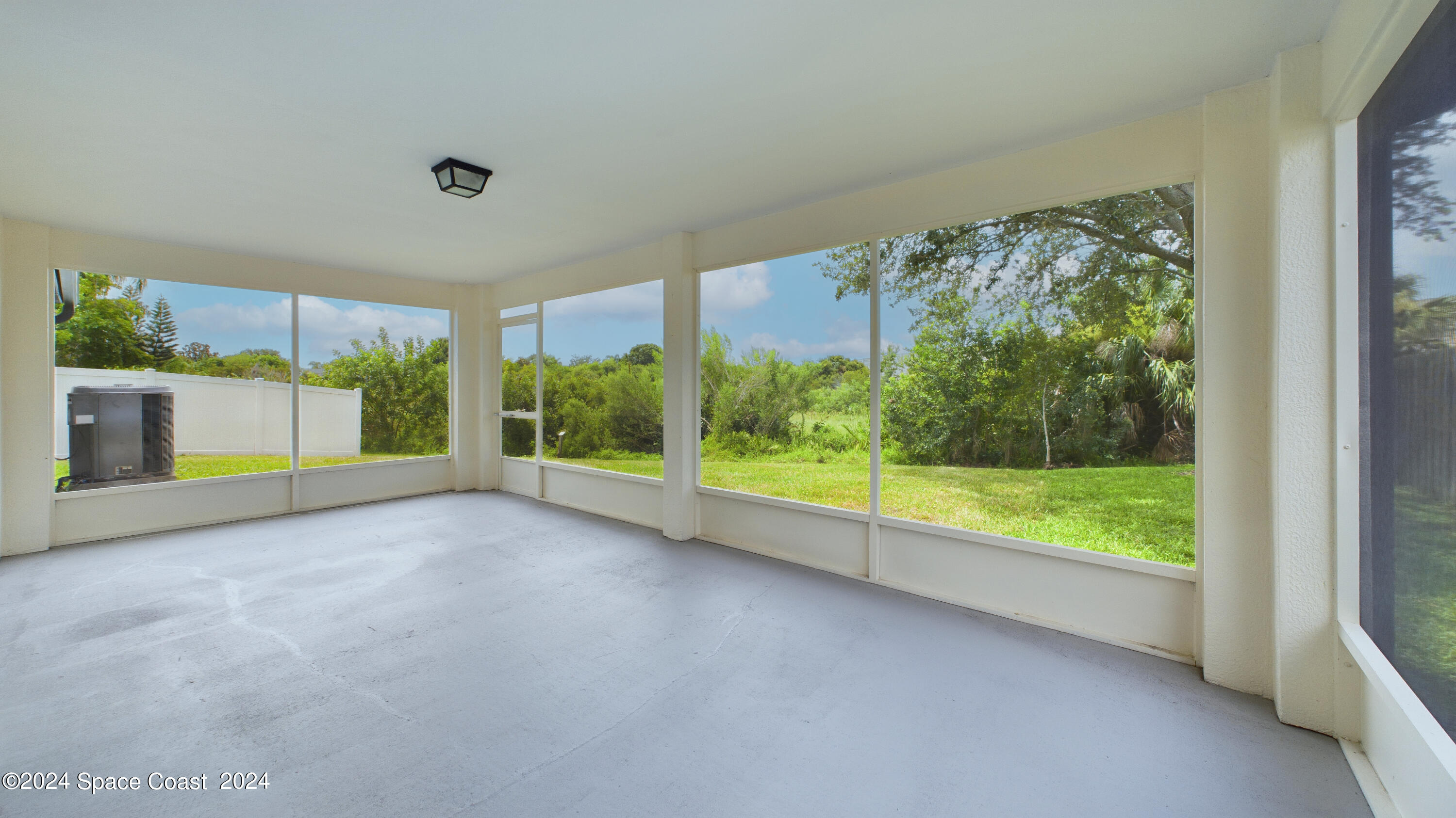 2237 Deercroft Drive