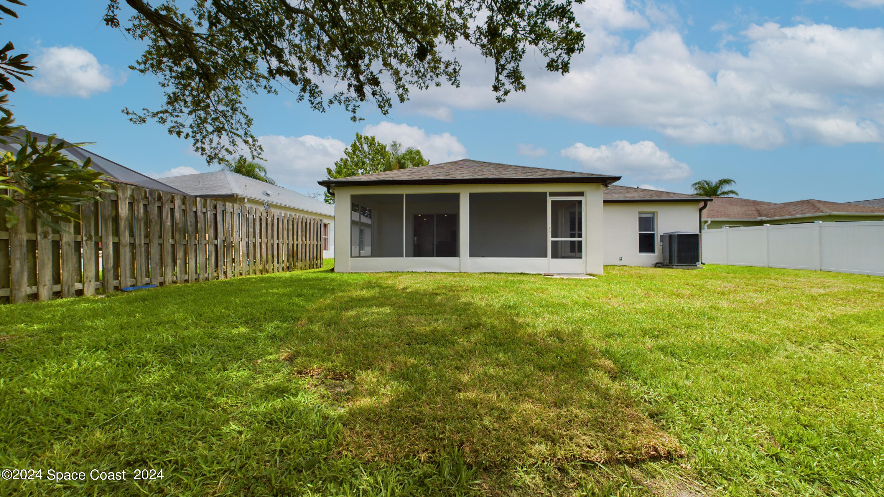 2237 Deercroft Drive