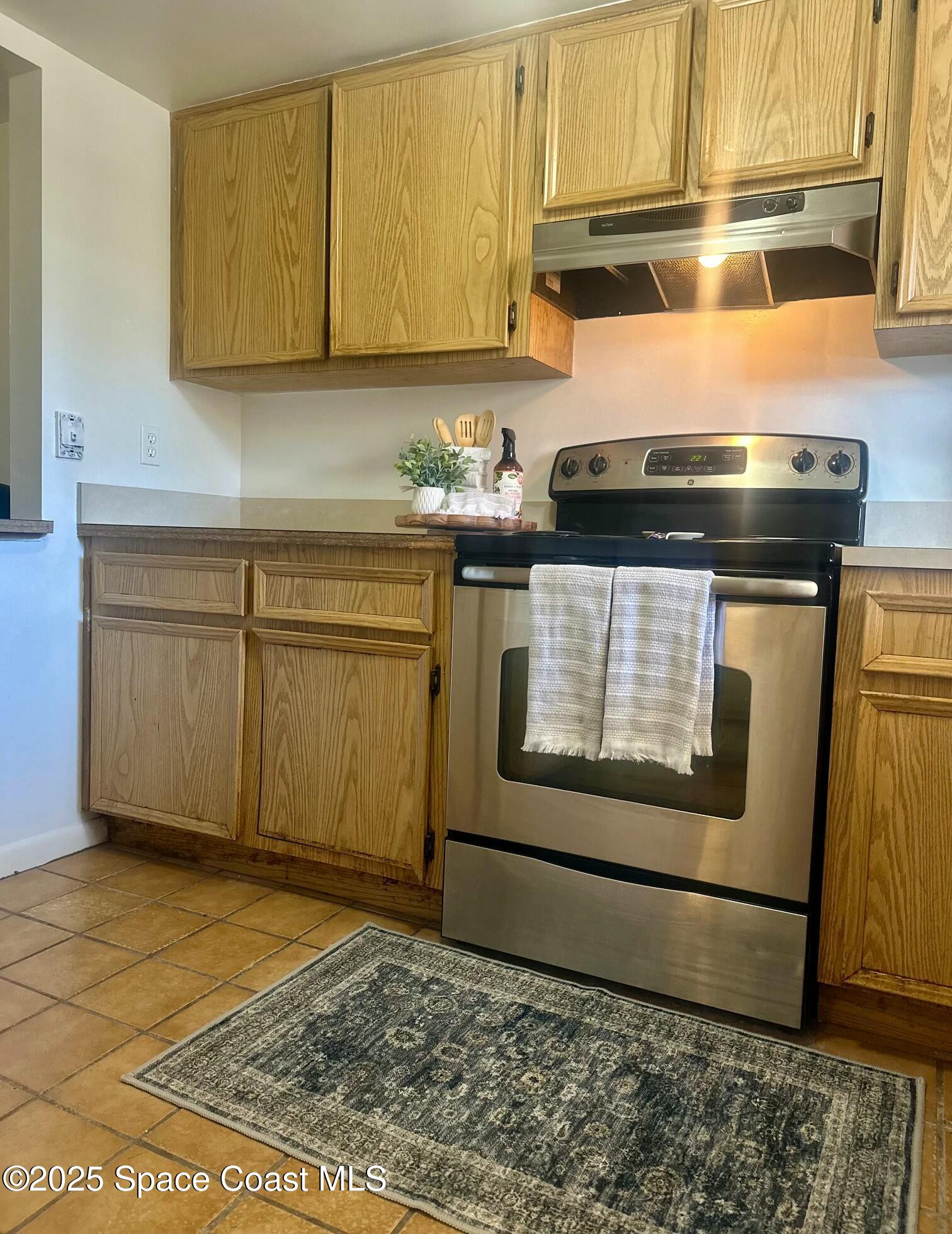 205 Palmetto Avenue, 402