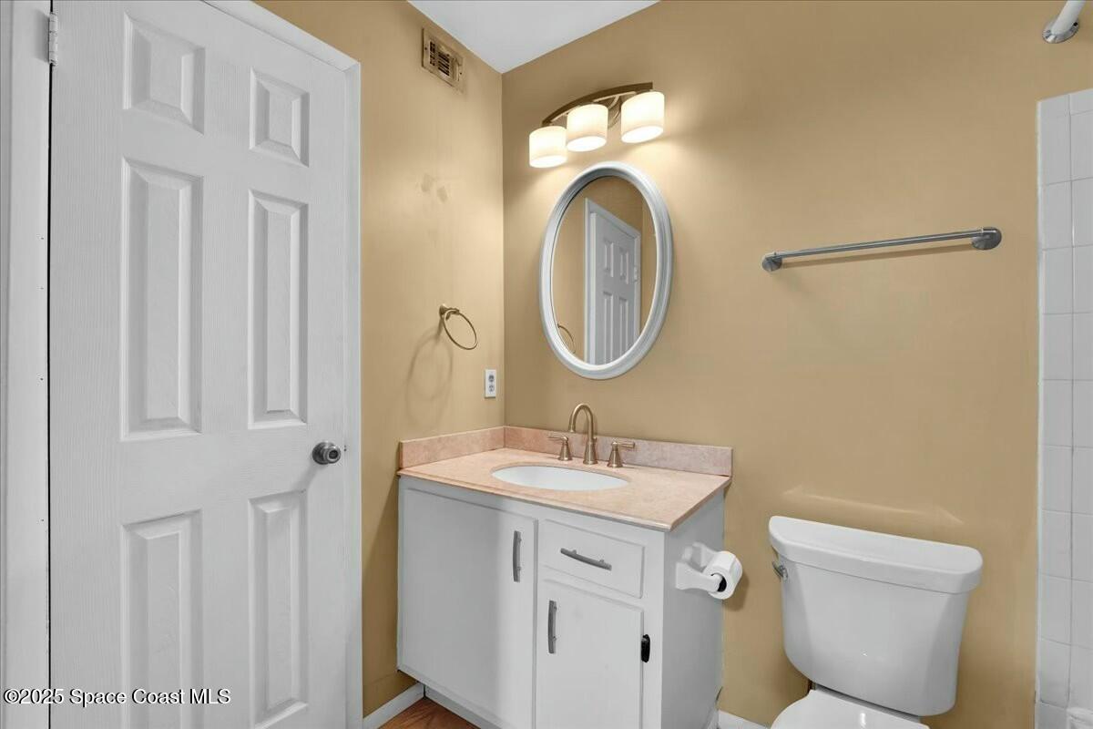 225 S Tropical Trail, 802