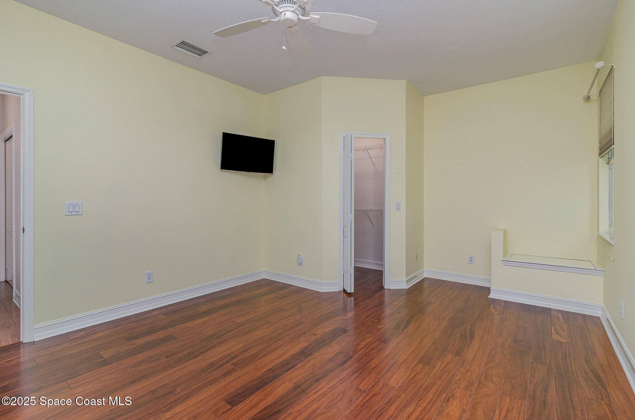 2351 Stonebridge Drive