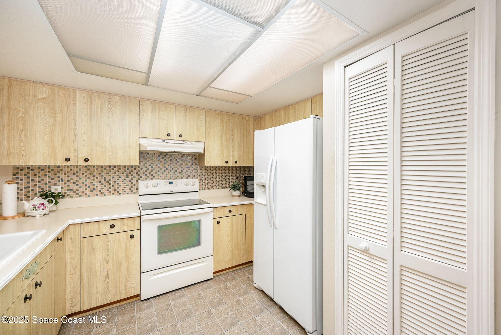3033 Dunhill Drive