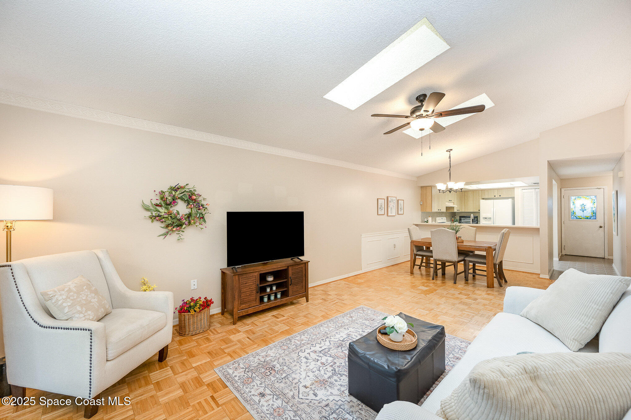 3033 Dunhill Drive