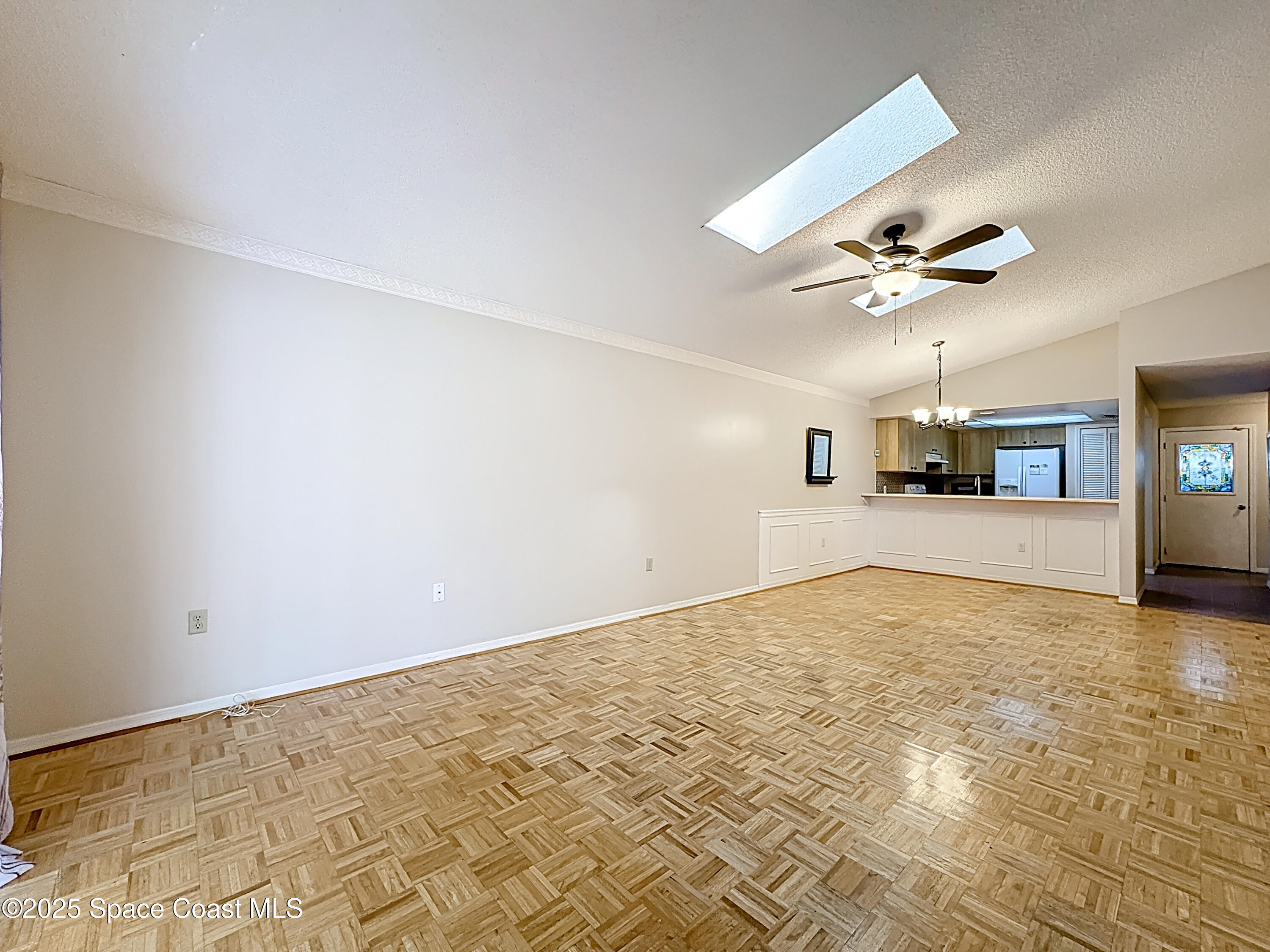 3033 Dunhill Drive
