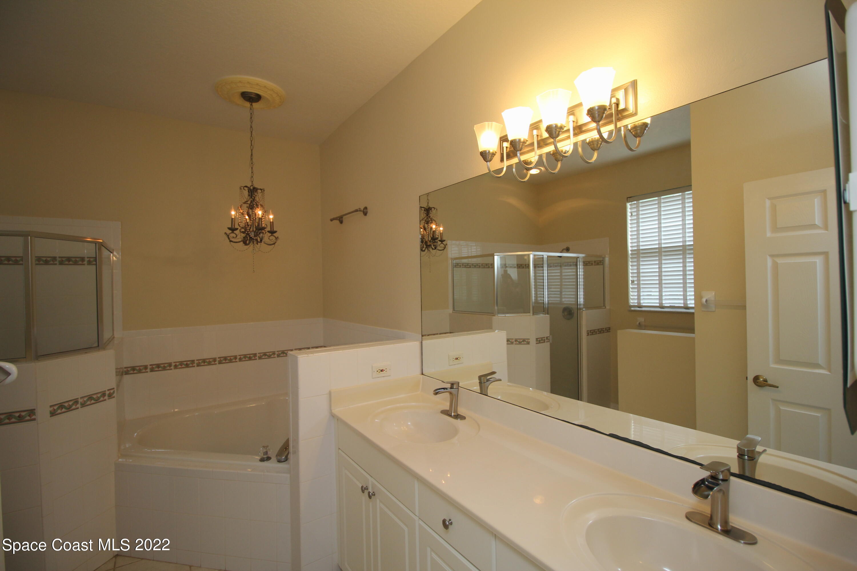 4411 Portage Trail