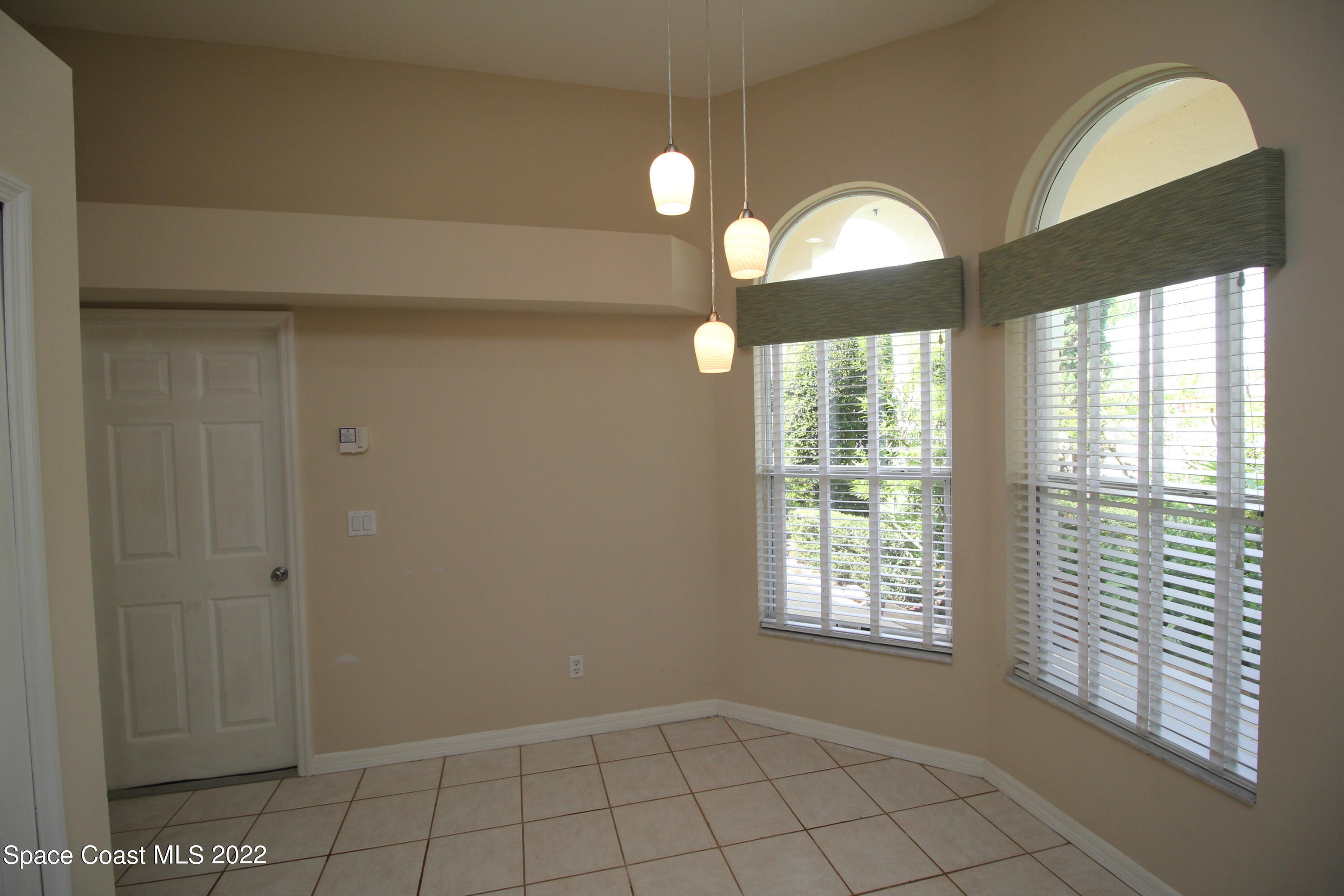 4411 Portage Trail