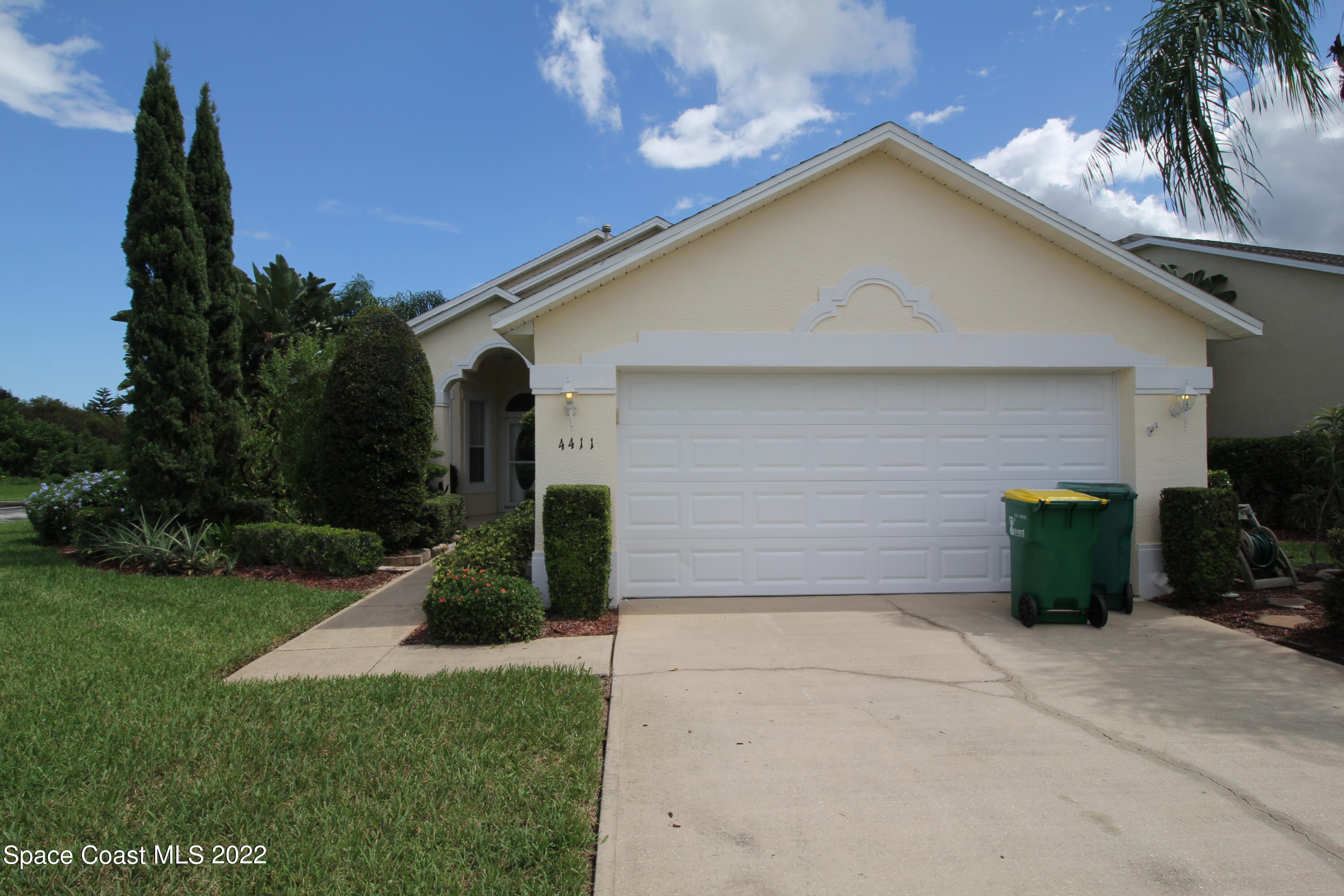 4411 Portage Trail