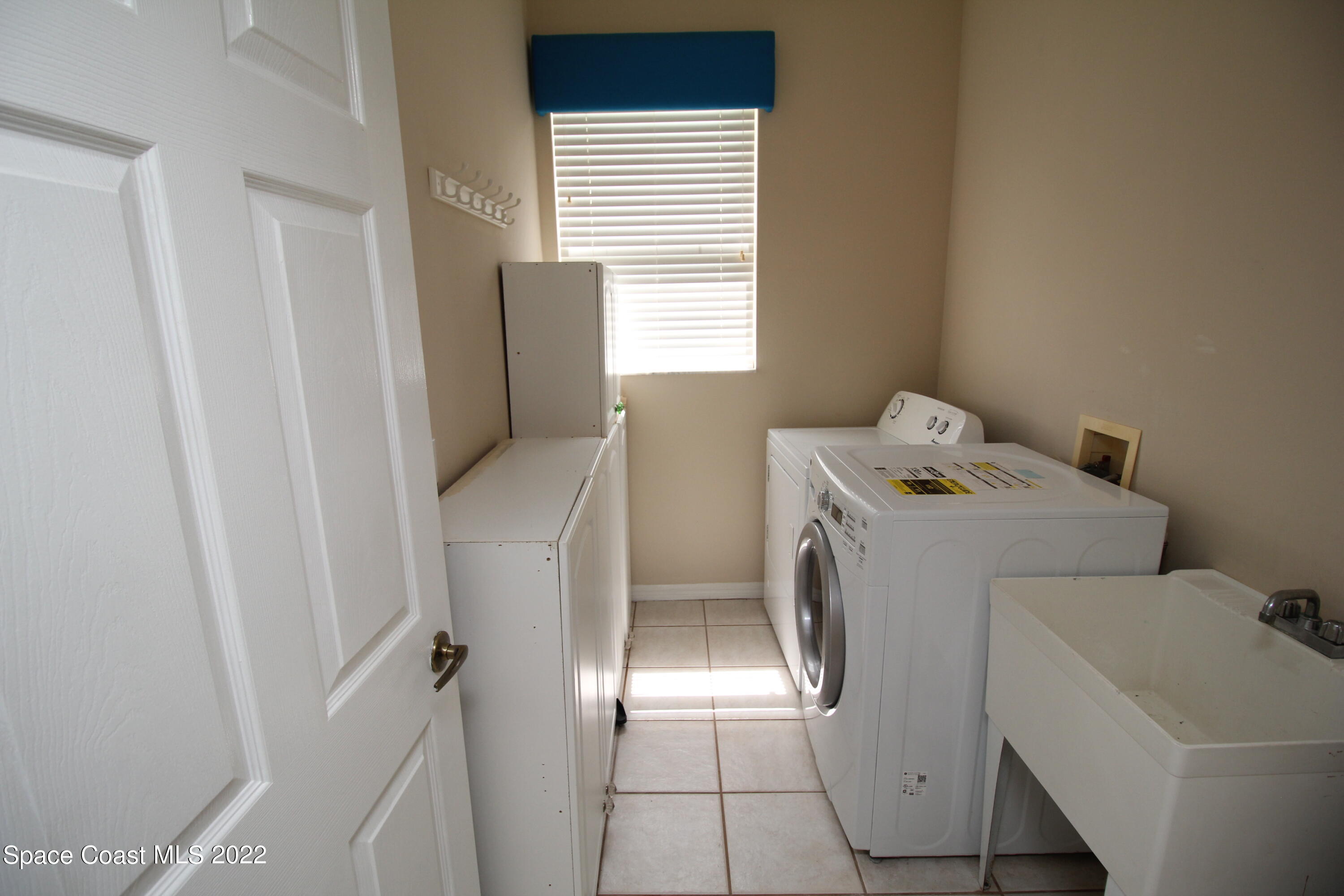 4411 Portage Trail
