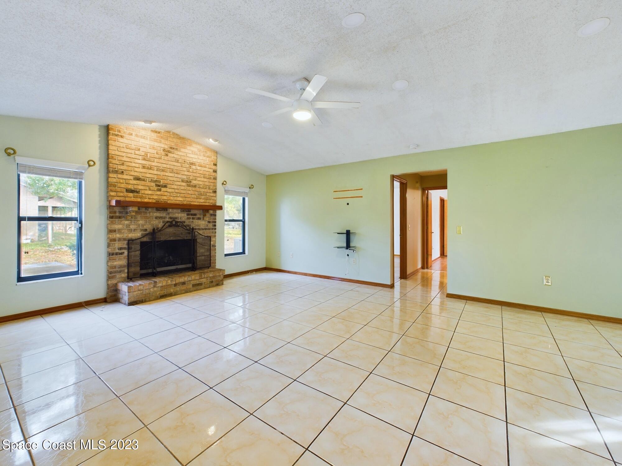 1015 Timbergreen Drive