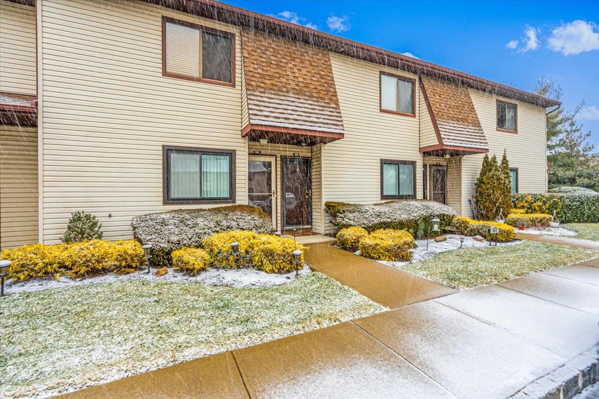 100 Daly Boulevard Unit: 306