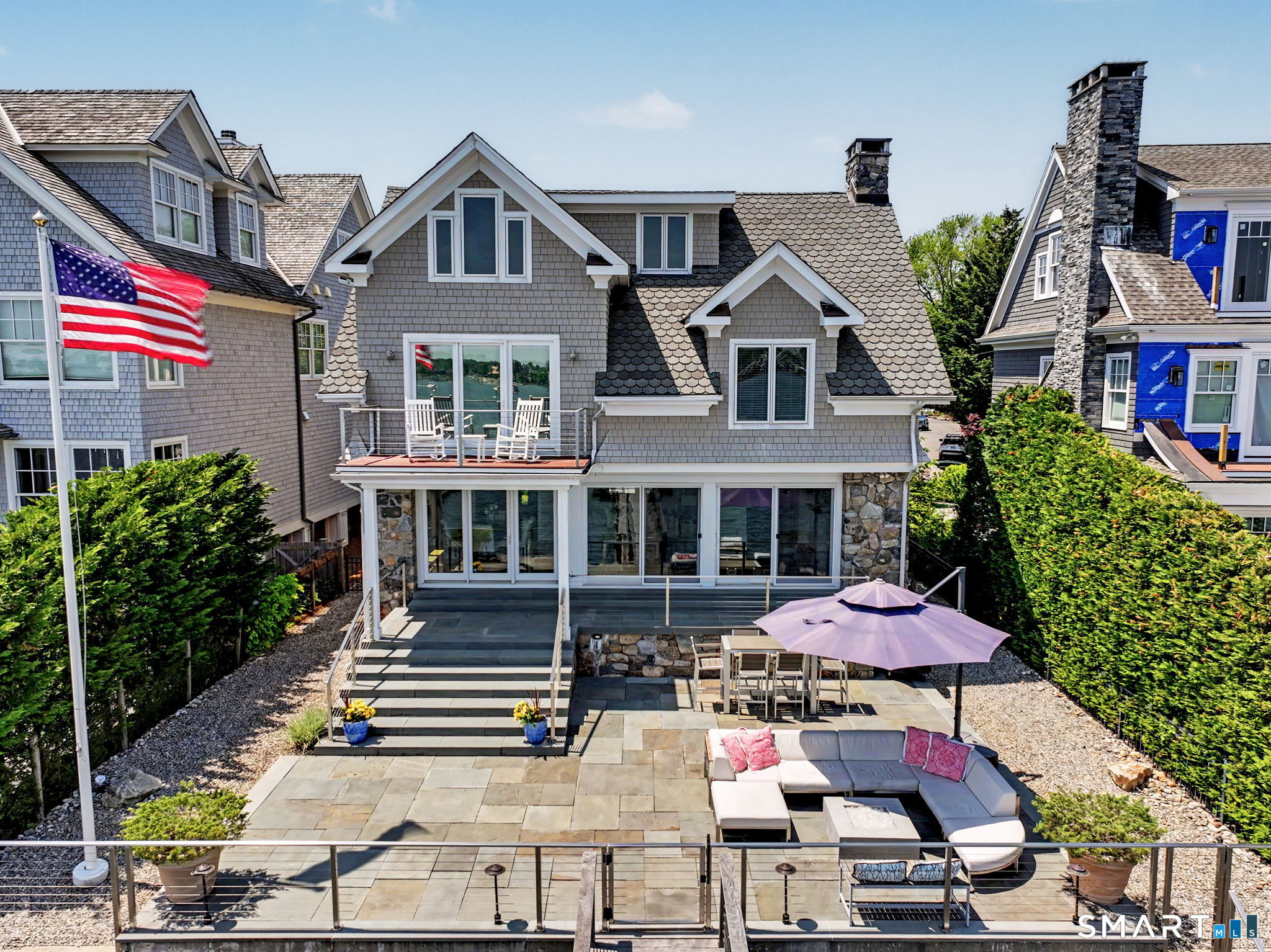 30 Shorefront Park