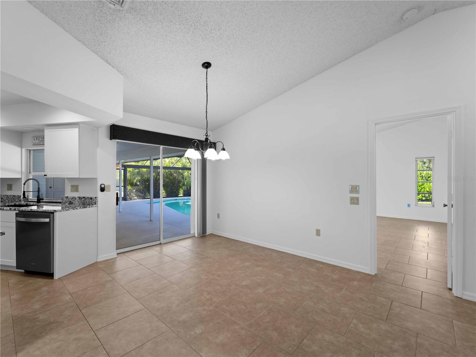 1678 QUAIL LAKE DR