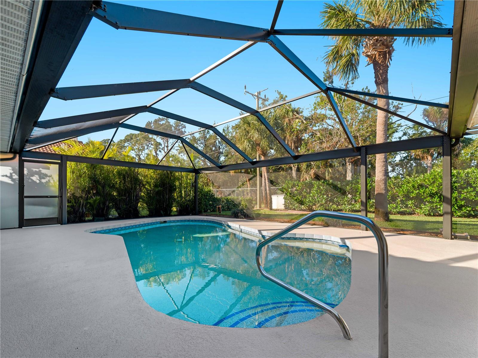 1678 QUAIL LAKE DR