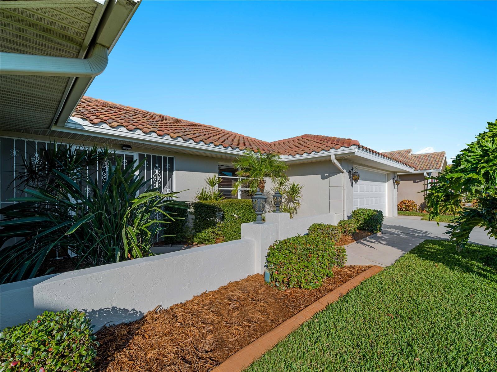1678 QUAIL LAKE DR