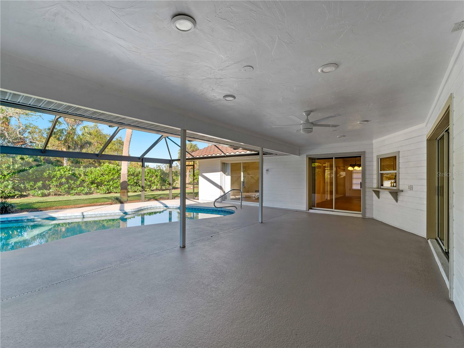 1678 QUAIL LAKE DR