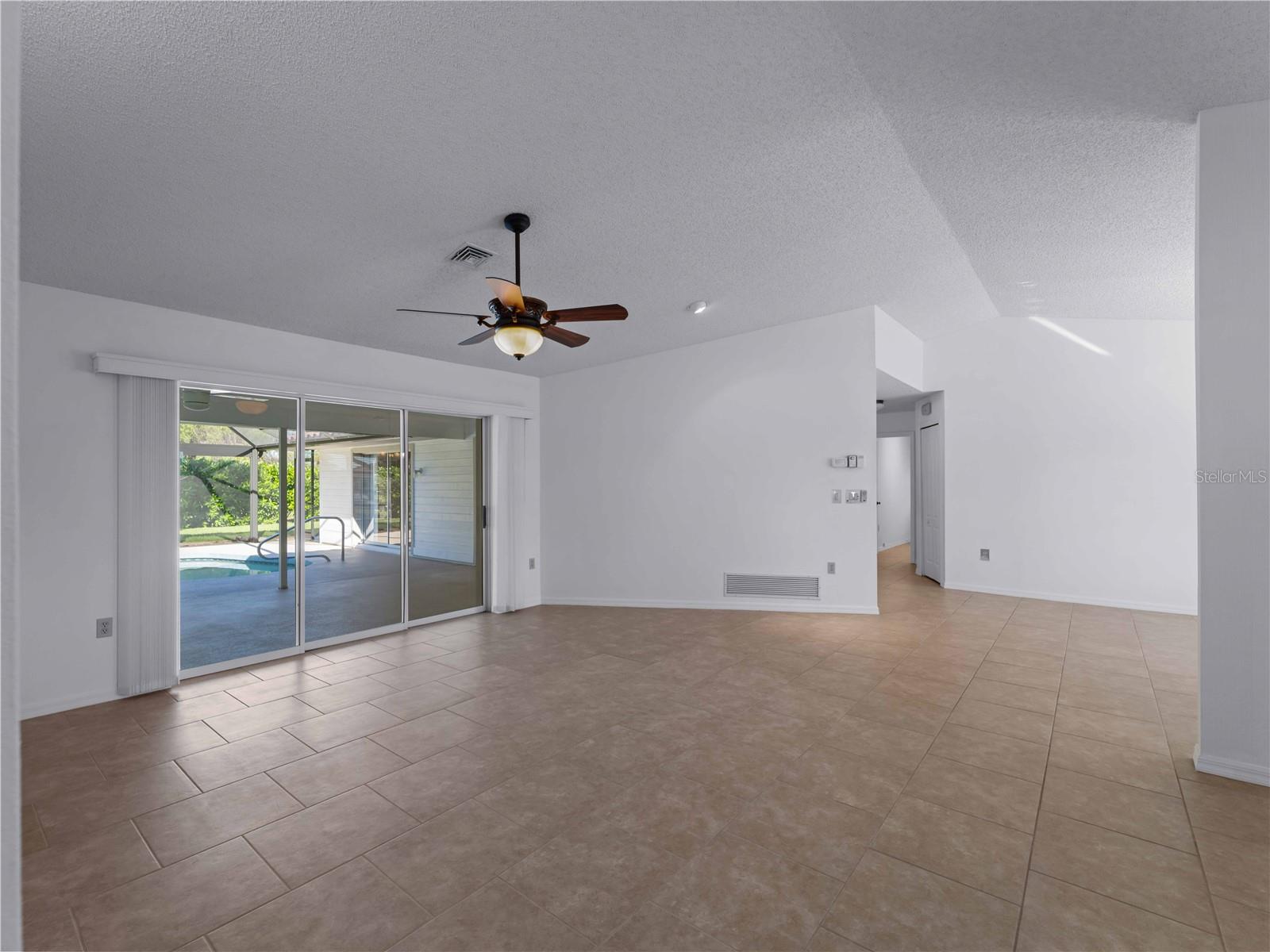 1678 QUAIL LAKE DR
