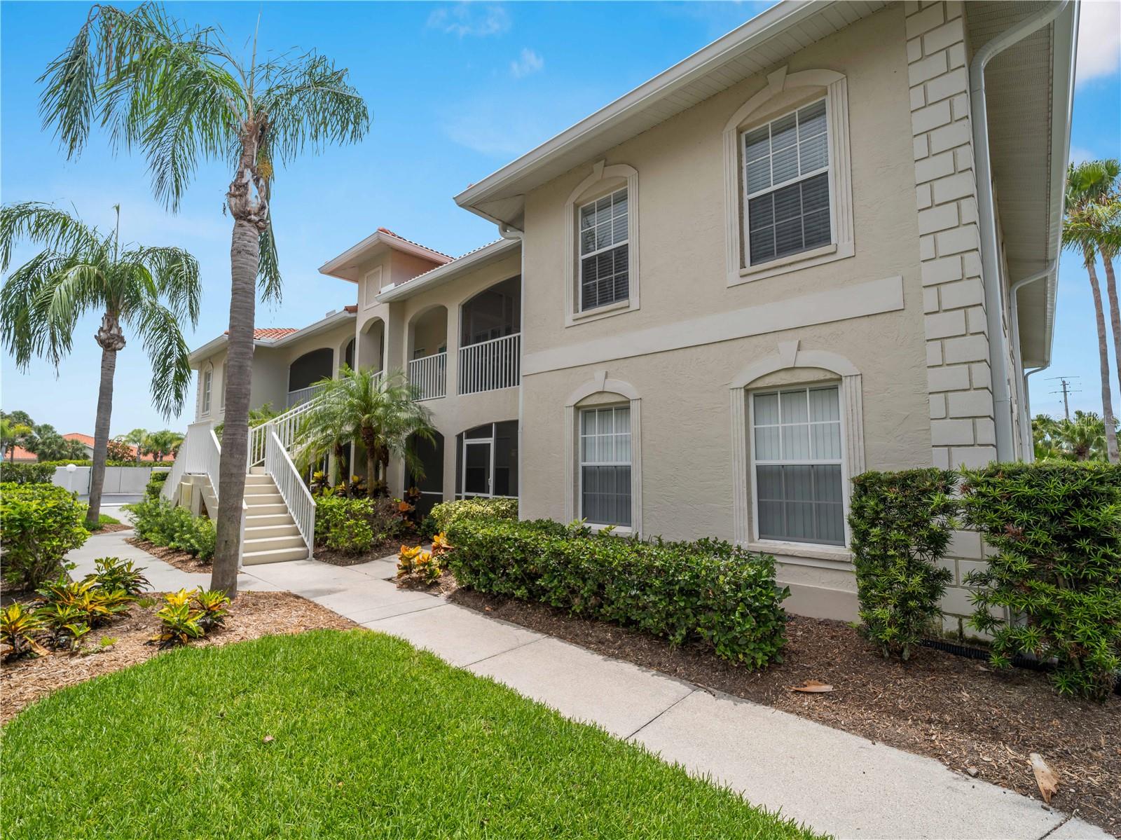2204 L PAVIA BLVD #2204