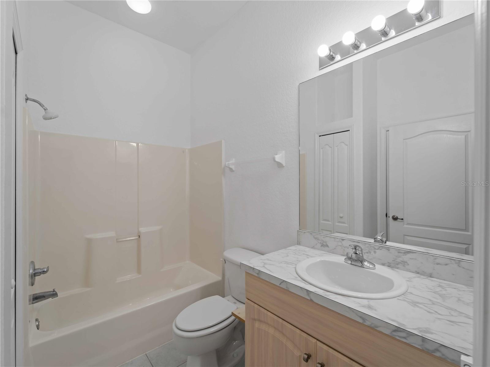 2204 L PAVIA BLVD #2204