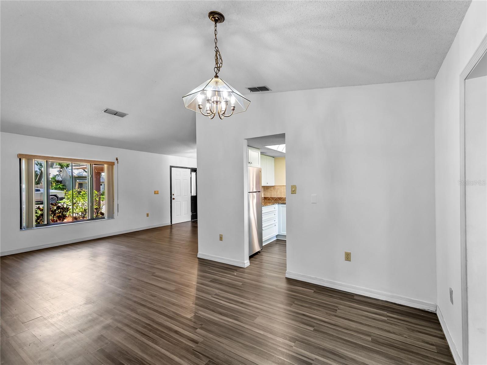 8429 CYPRESS LAKE CIR