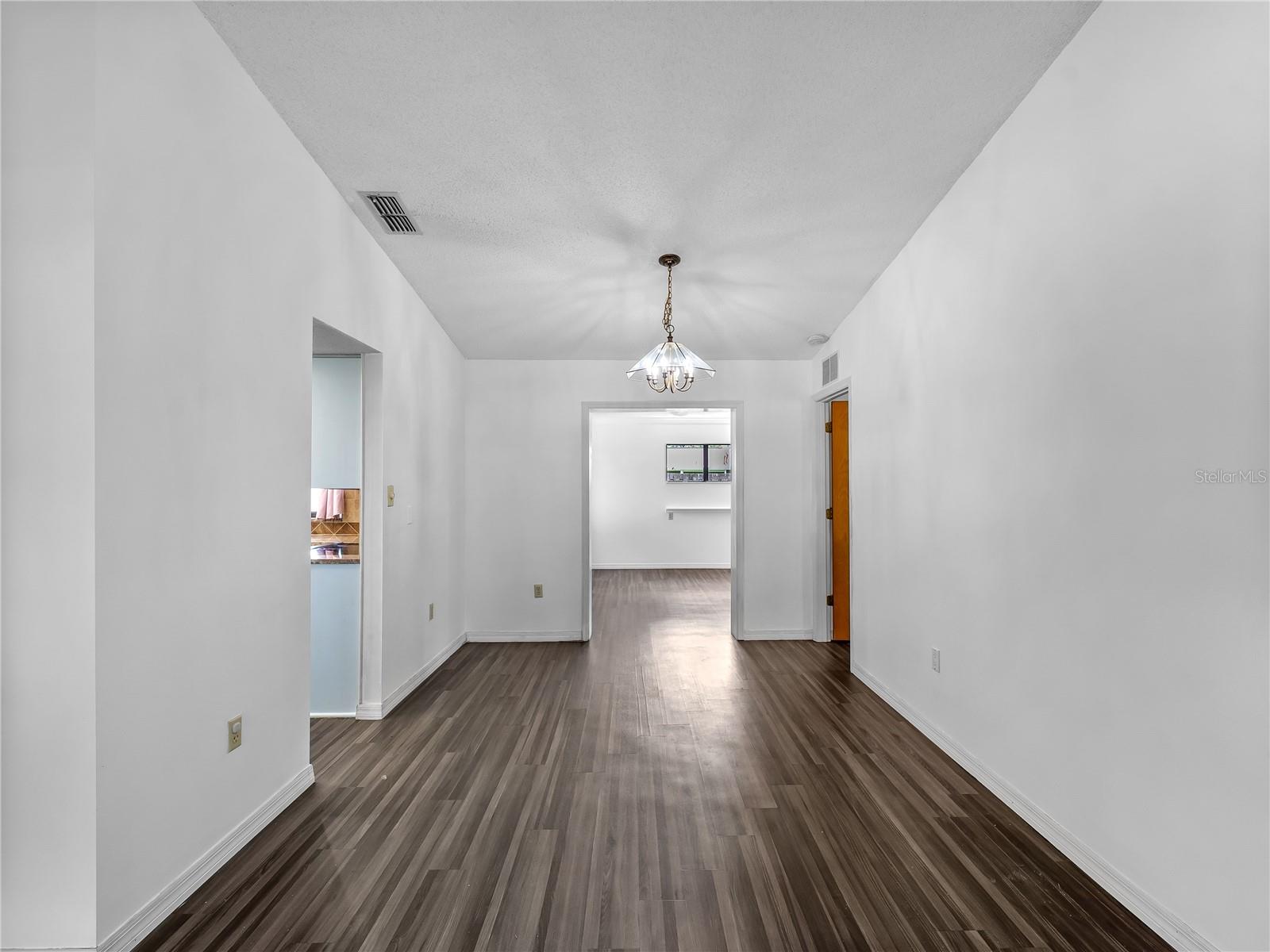 8429 CYPRESS LAKE CIR