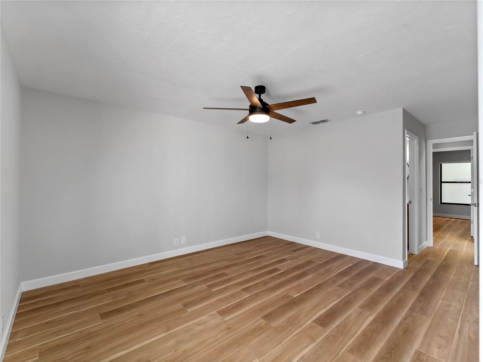 1711 CURRY AVE #82