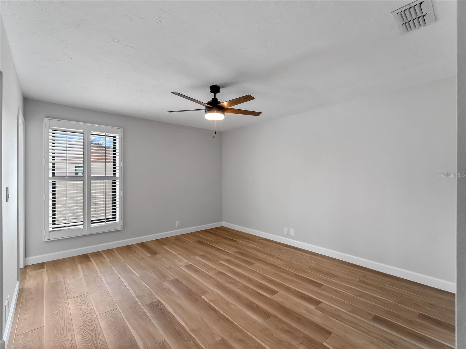 1711 CURRY AVE #82