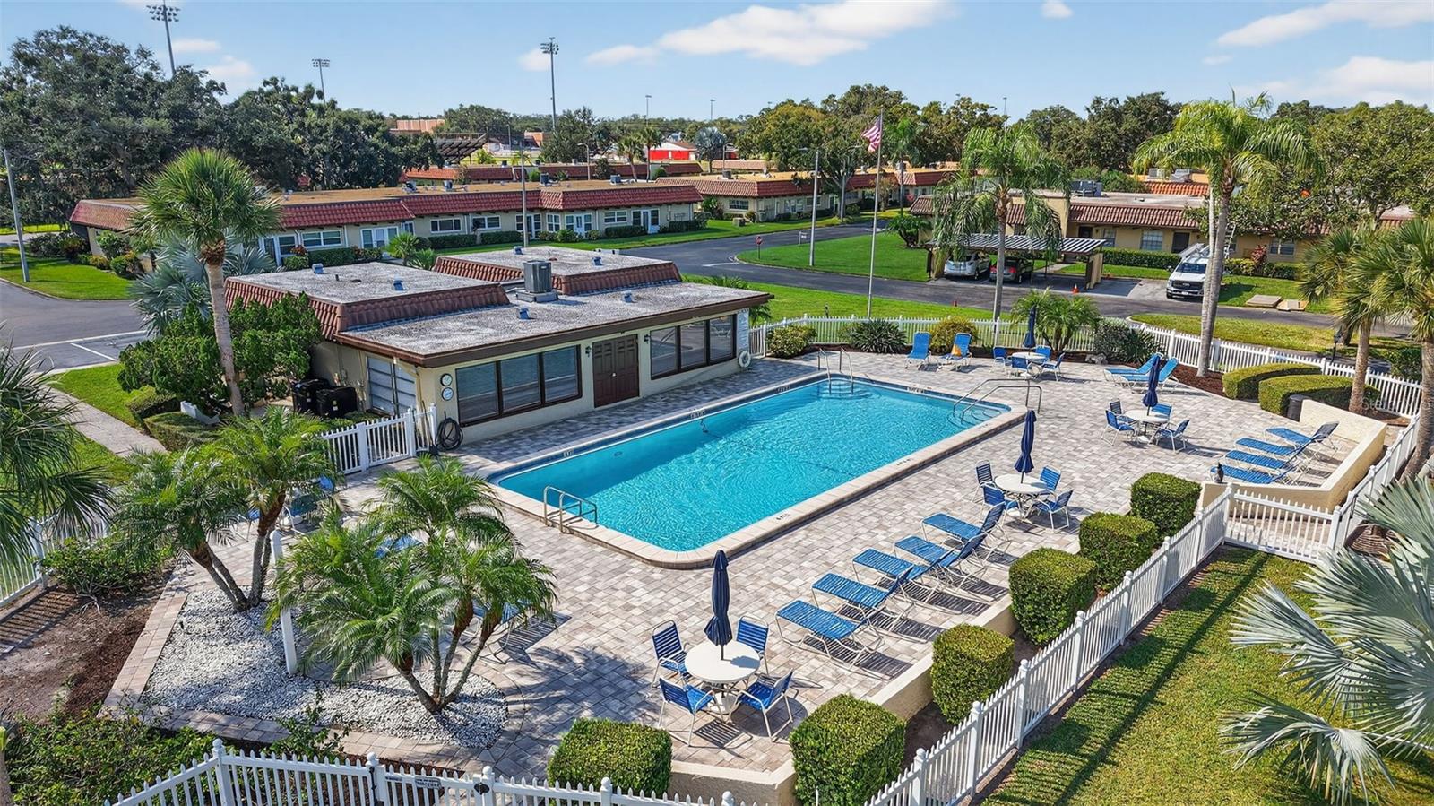 1701 PINEHURST RD #22B