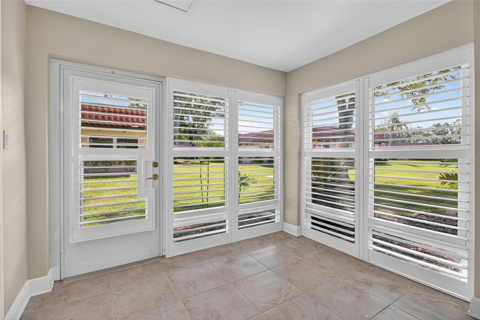 1701 PINEHURST RD #22B