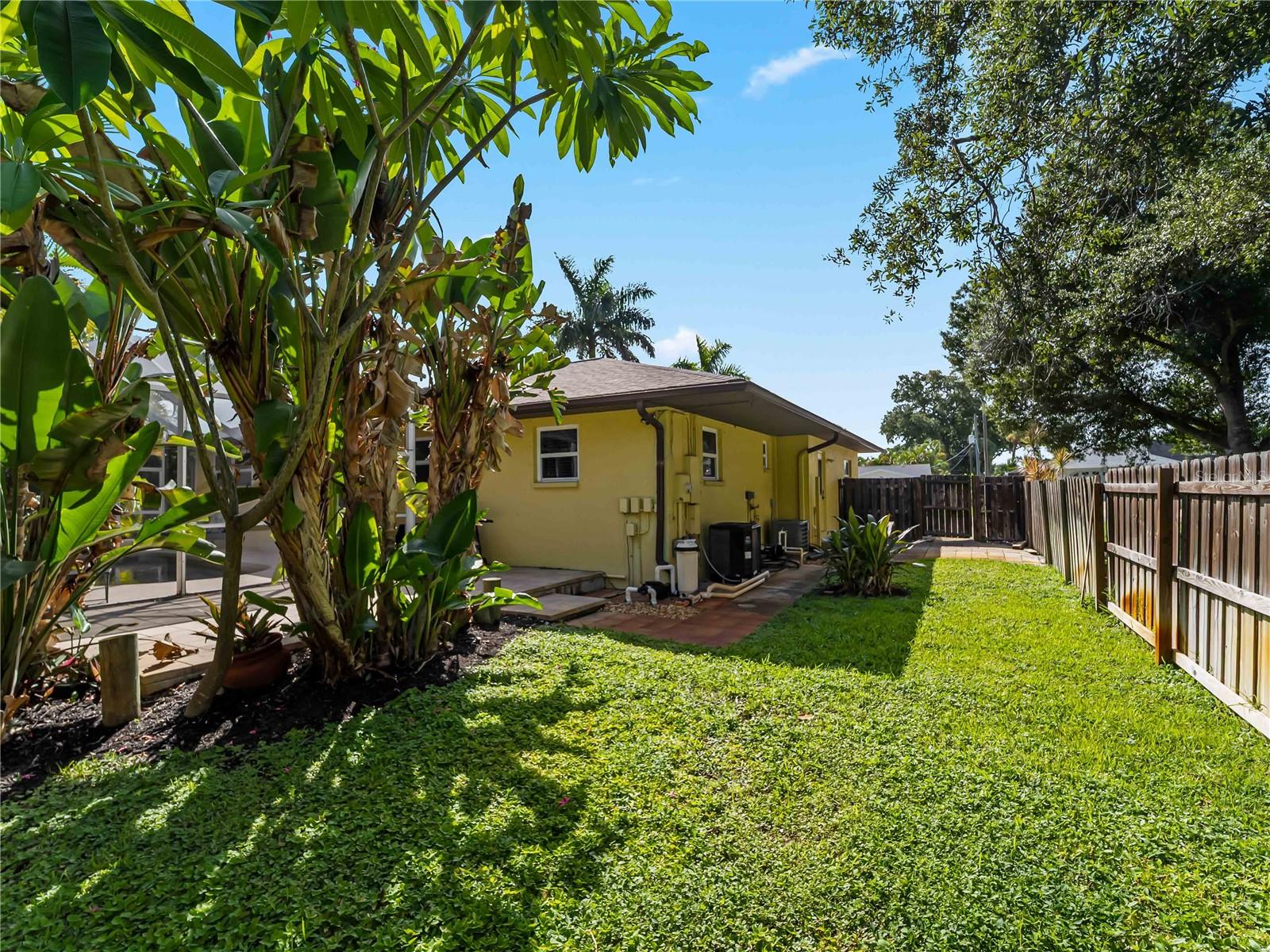 251 PLANTATION RD
