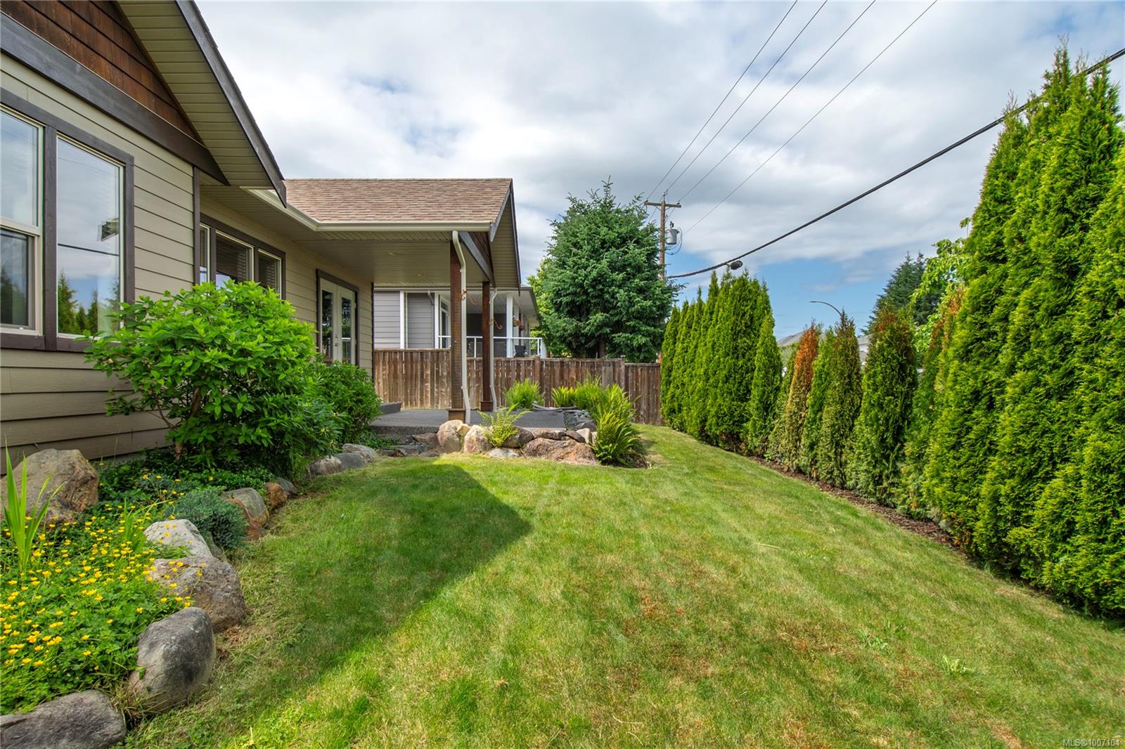 303 Arden Rd # 203