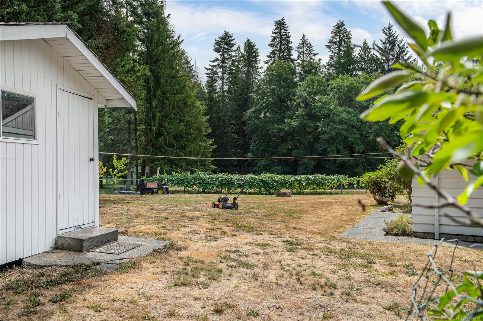 2671 Huband Rd