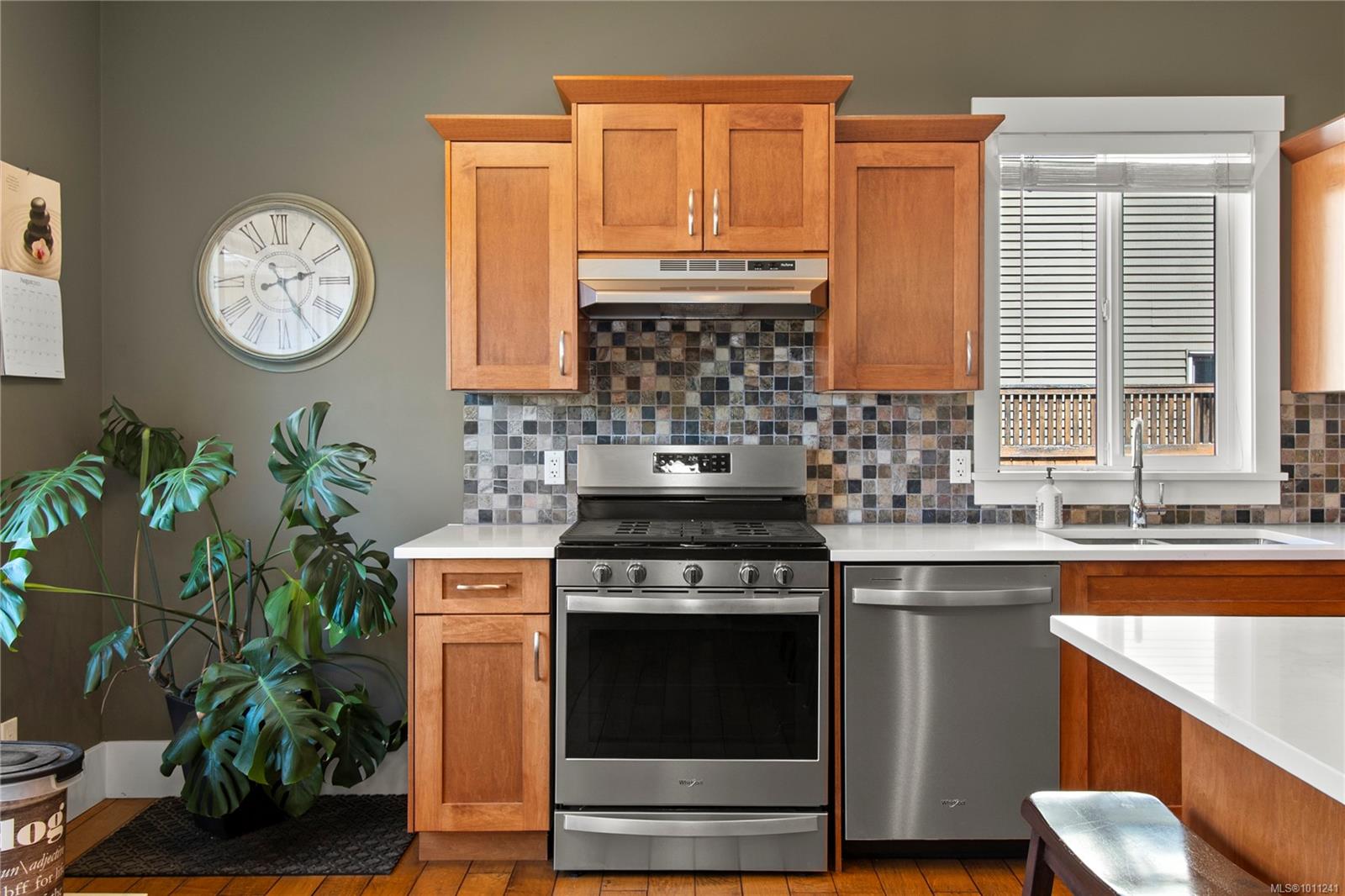 2550 Hebrides Cres
