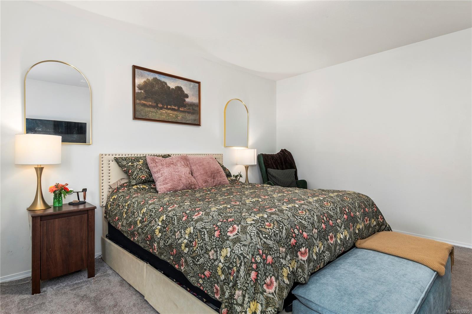 1860 Brant Pl