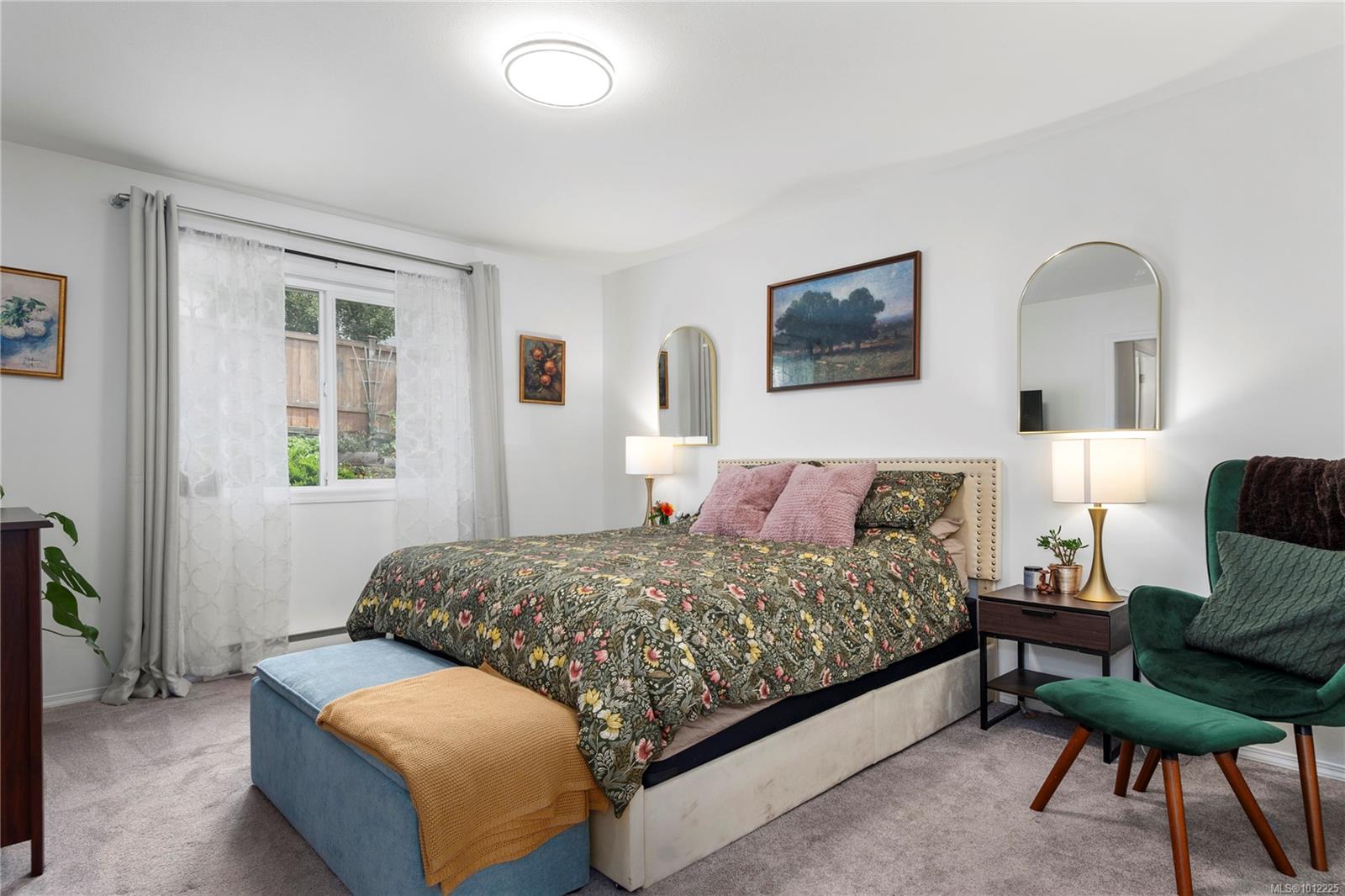 1860 Brant Pl
