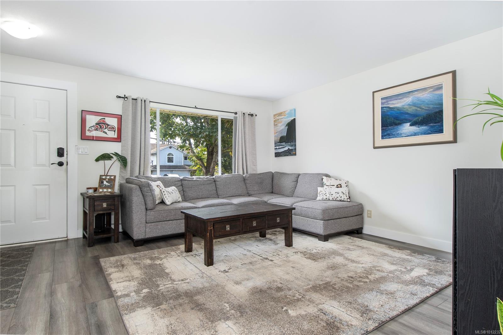 1800 Dingwall Rd # B