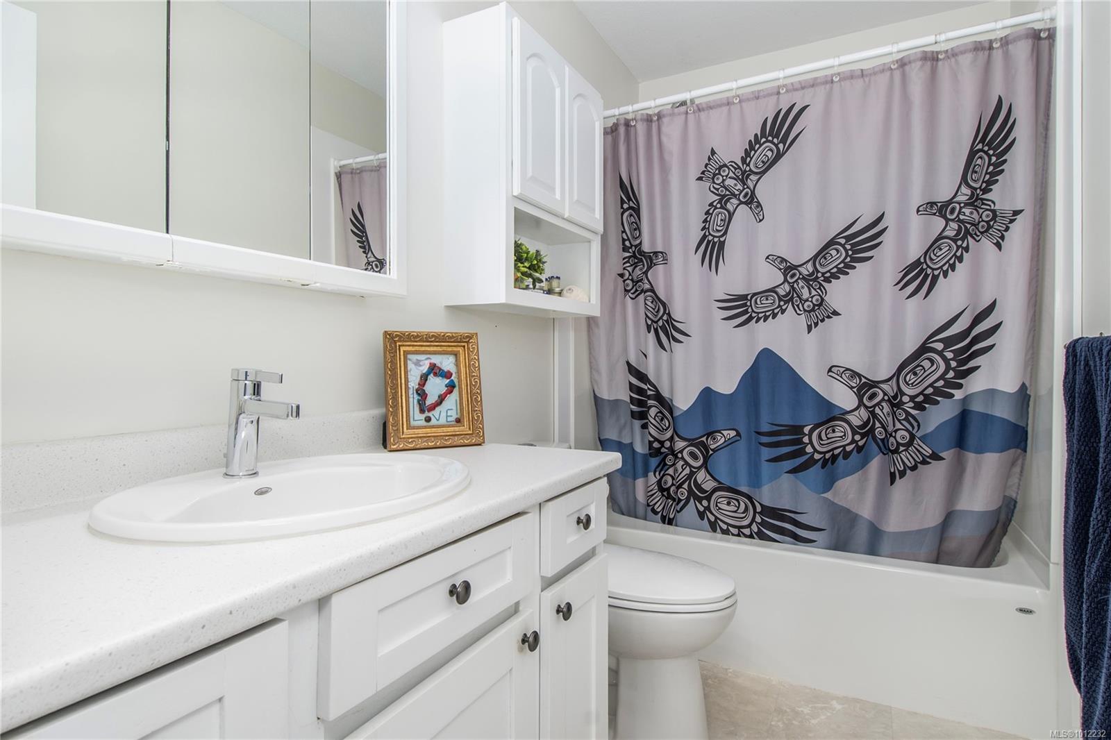 1800 Dingwall Rd # B