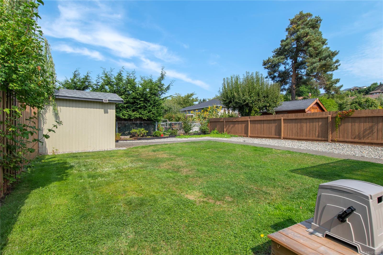 1800 Dingwall Rd # B