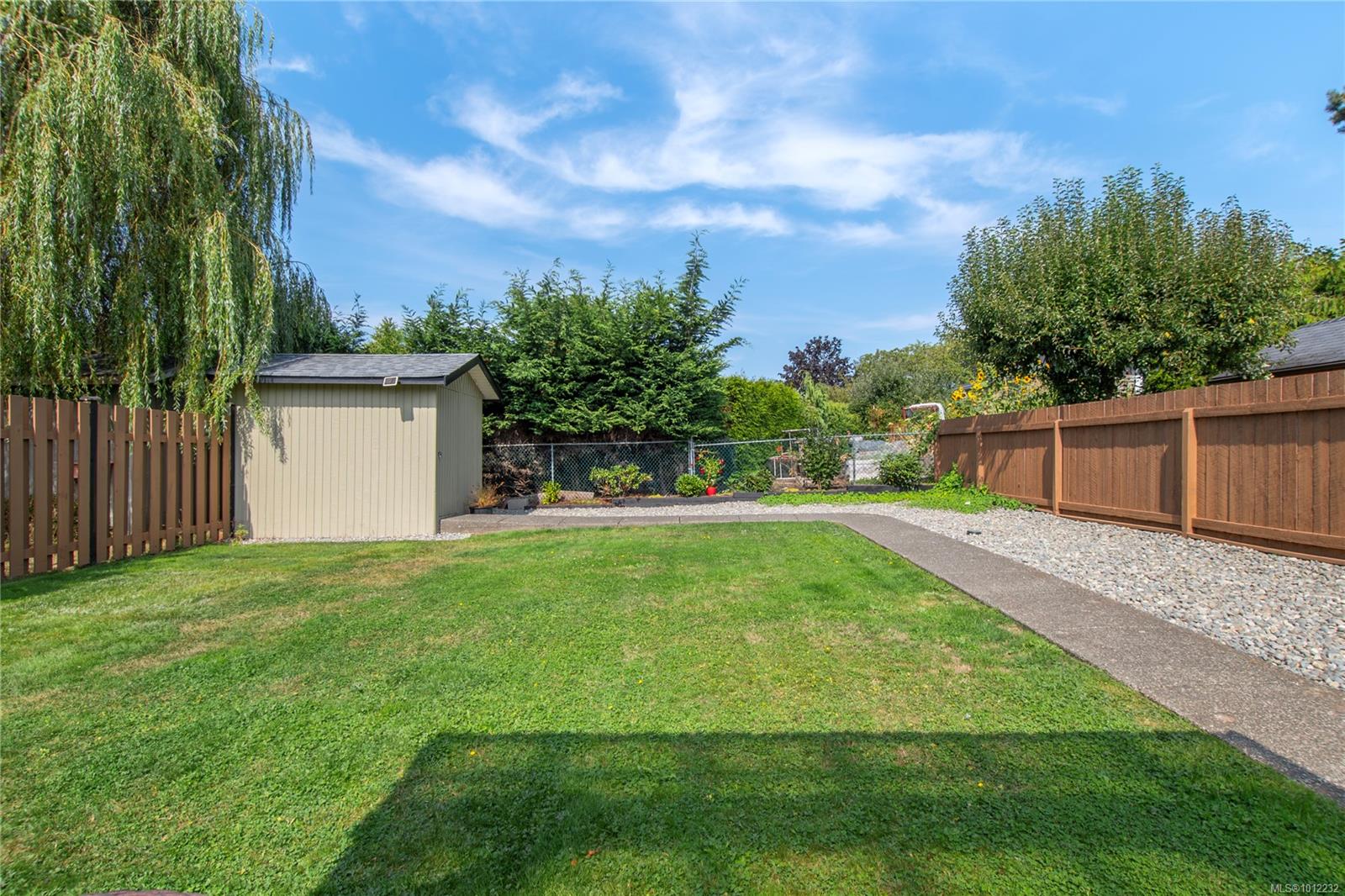 1800 Dingwall Rd # B