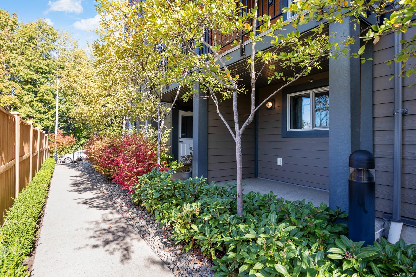 1944 Riverside Lane # 103