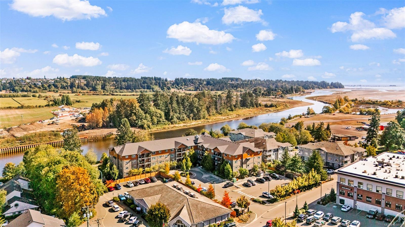 1944 Riverside Lane # 103