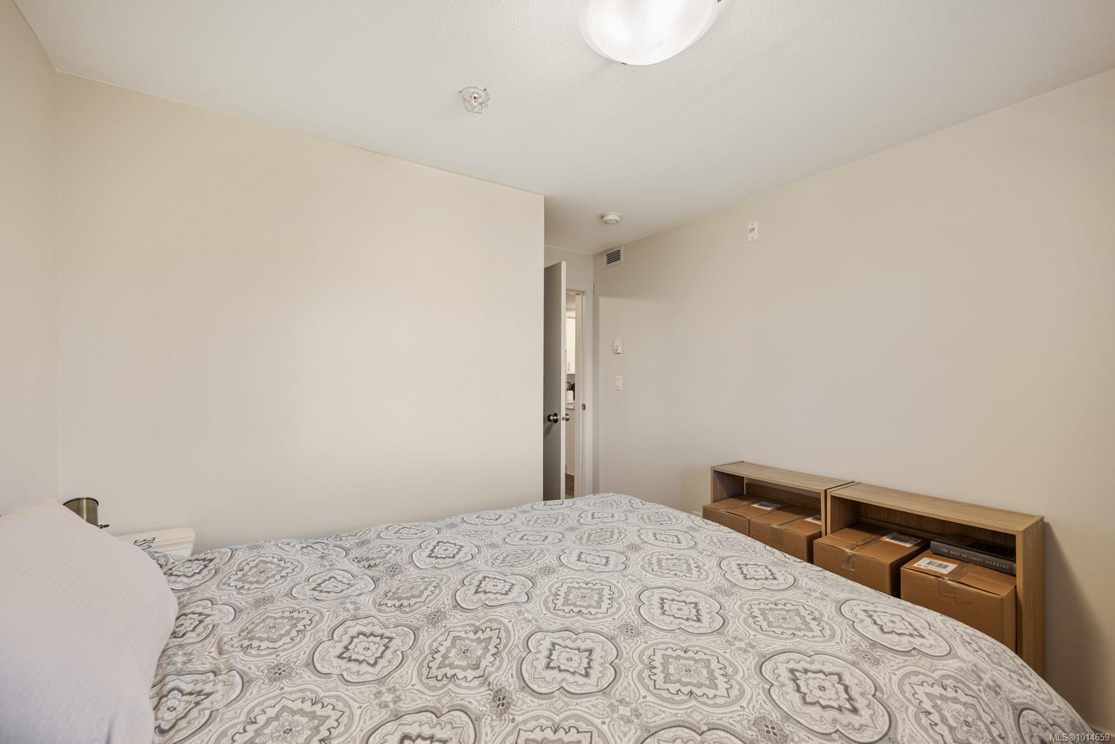 1944 Riverside Lane # 103