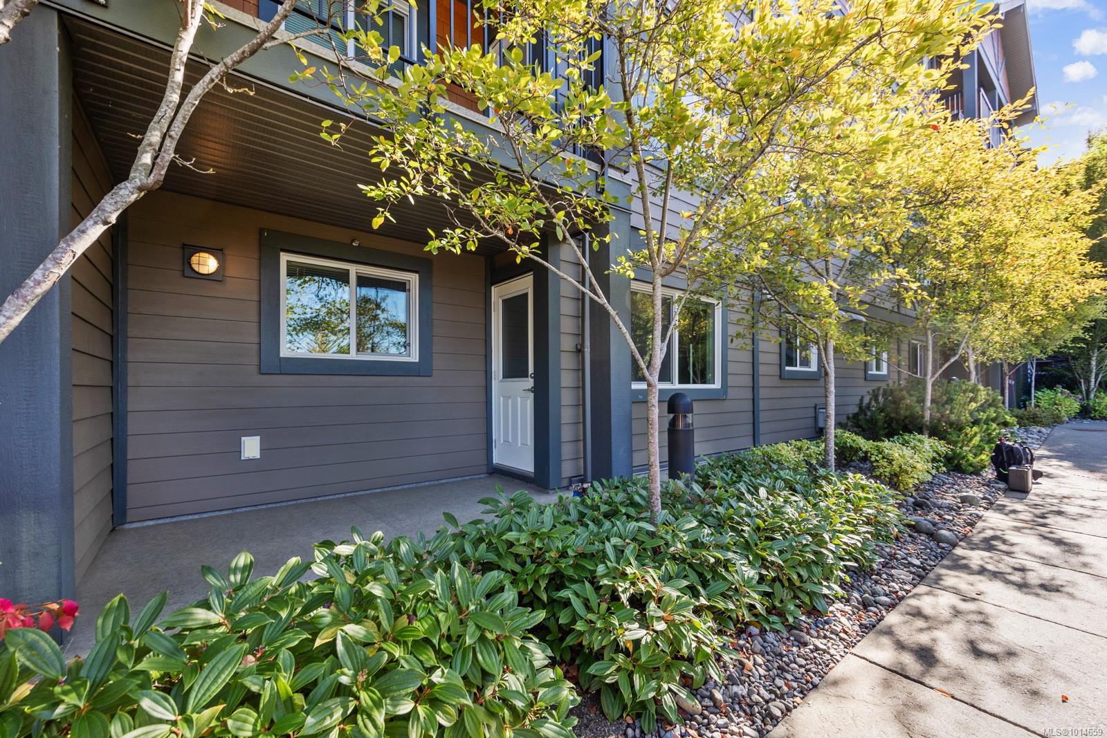 1944 Riverside Lane # 103