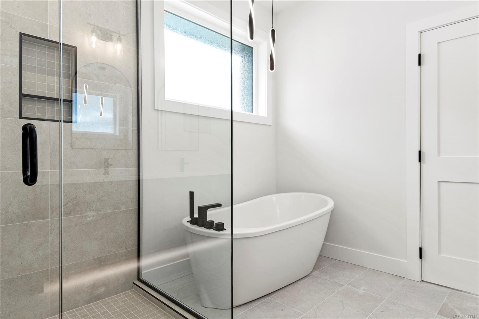 3428 Rhys Rd, Courtenay