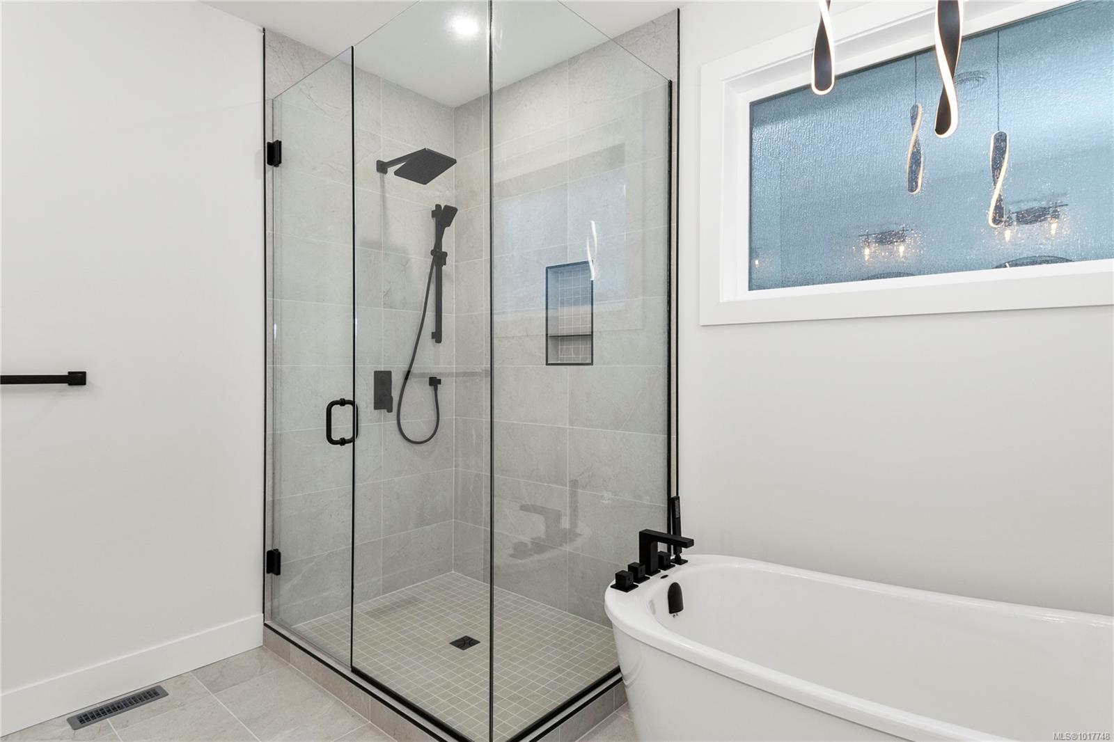 3428 Rhys Rd, Courtenay