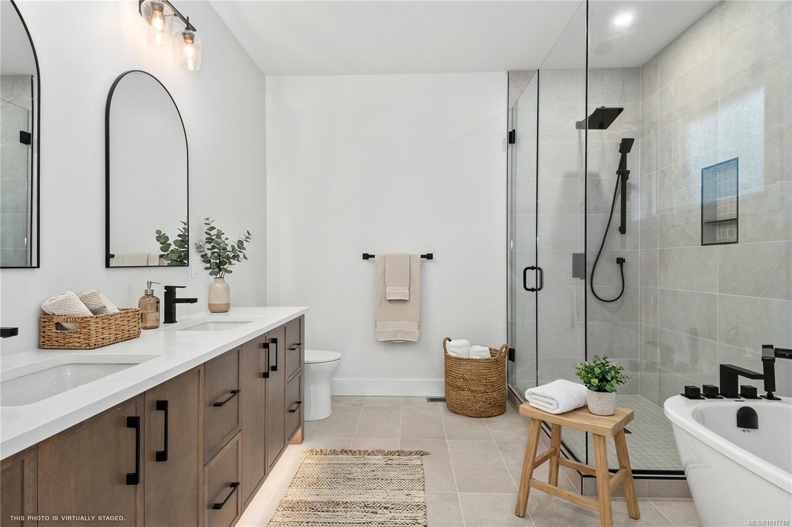 3428 Rhys Rd, Courtenay