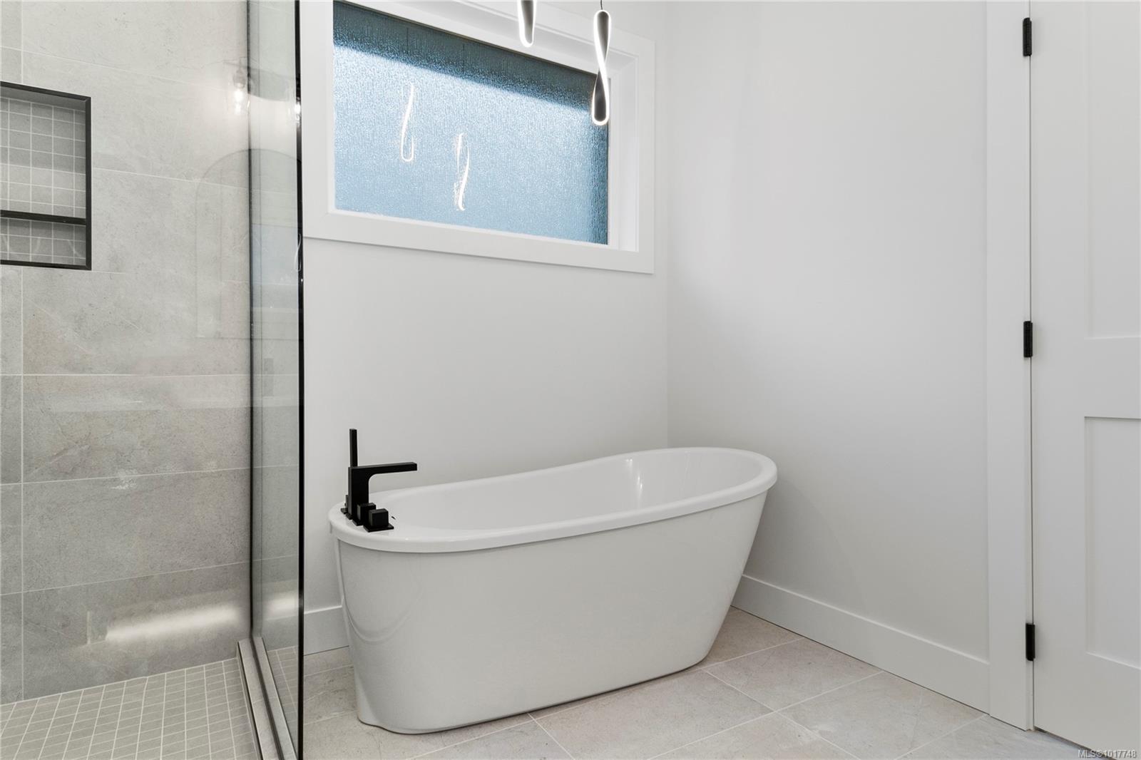 3428 Rhys Rd, Courtenay