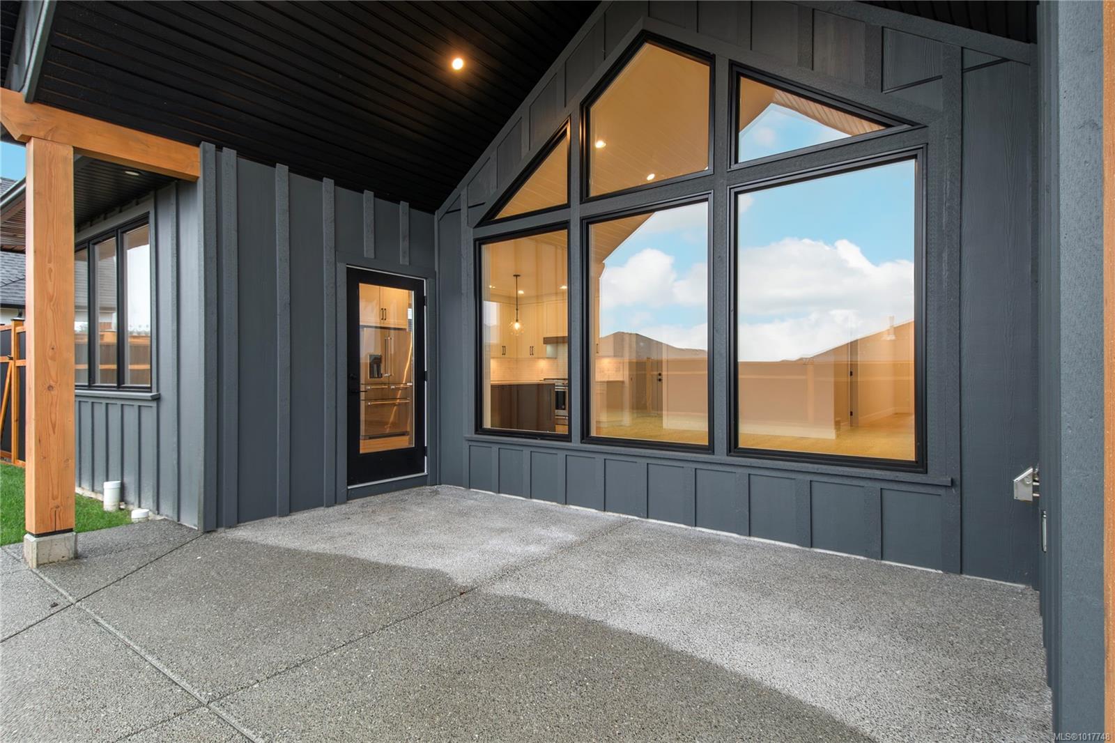 3428 Rhys Rd, Courtenay